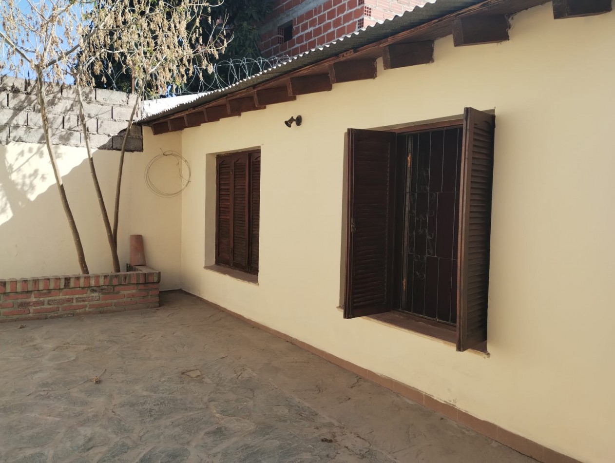 VENDO CASA EN CALLE TENIENTE BONO - ALTO COMEDERO