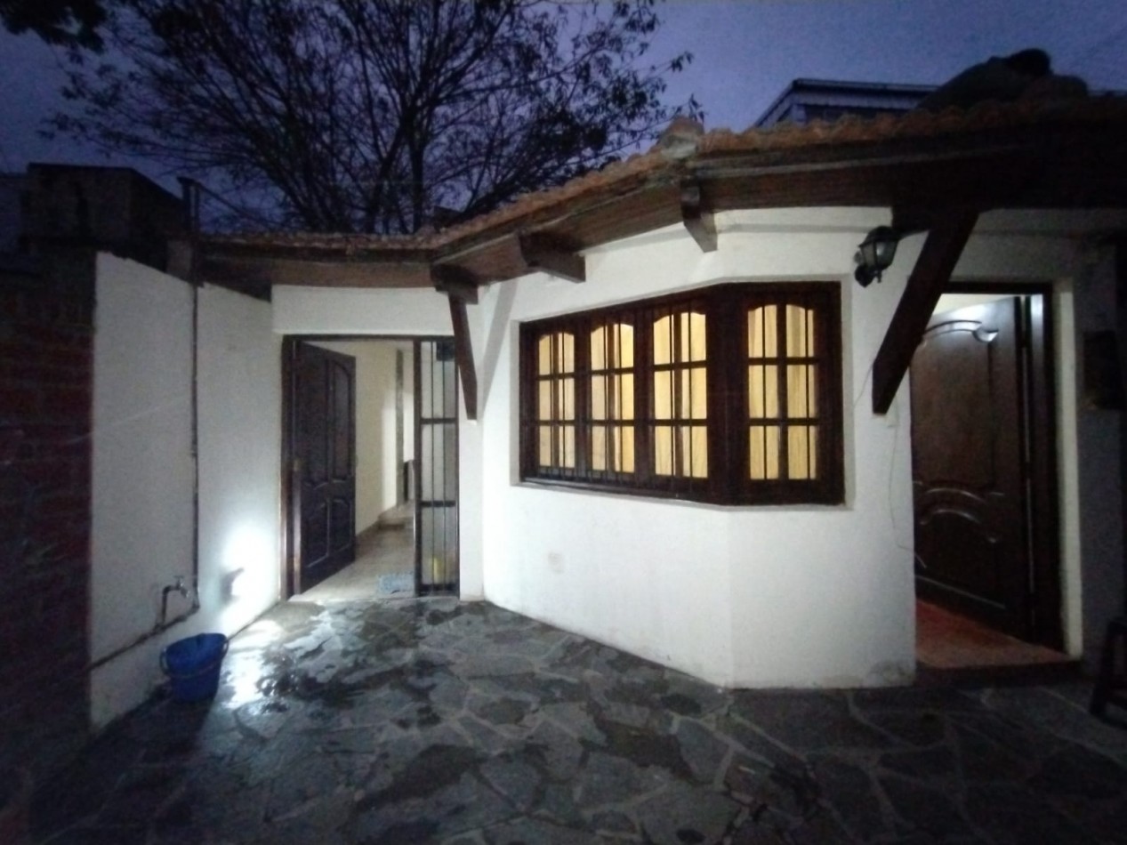 VENDO CASA EN CALLE TENIENTE BONO - ALTO COMEDERO