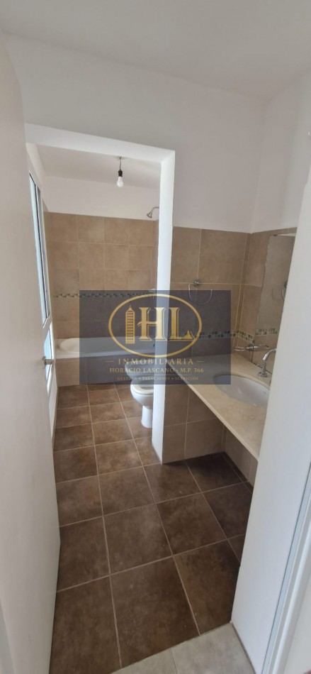 VENDO DUPLEX EN BAJO LA VIÑA
