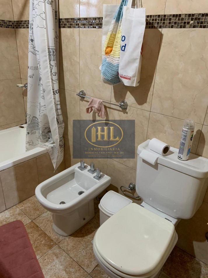 VENDO CASA DE CATEGORIA EN BARRIO RESIDENCIAL LA POSTA, CIUDAD DE PERICO
