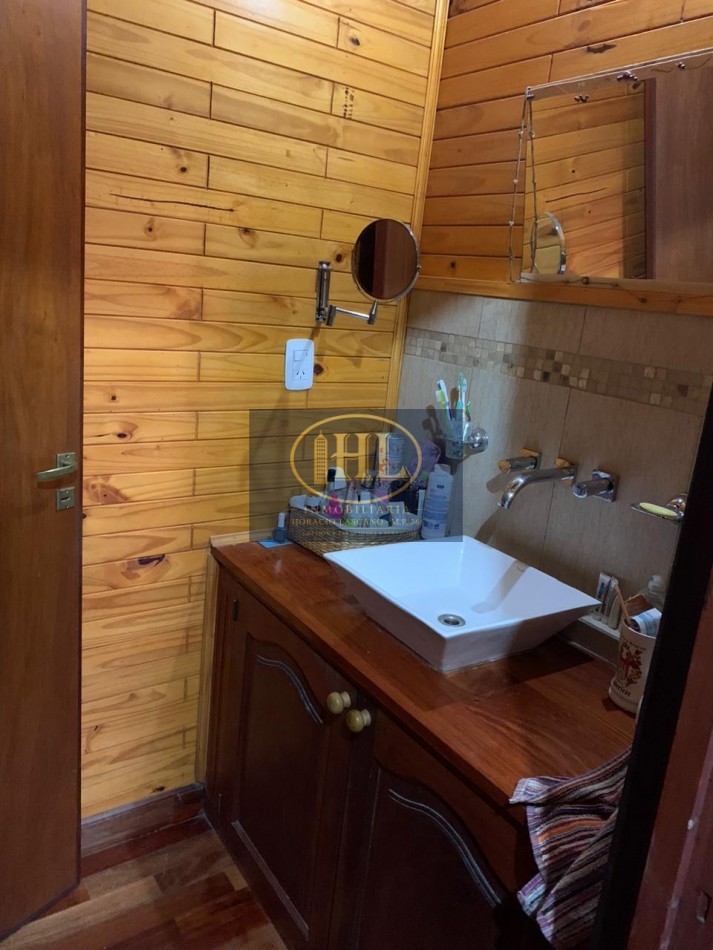 VENDO CASA DE CATEGORIA EN BARRIO RESIDENCIAL LA POSTA, CIUDAD DE PERICO