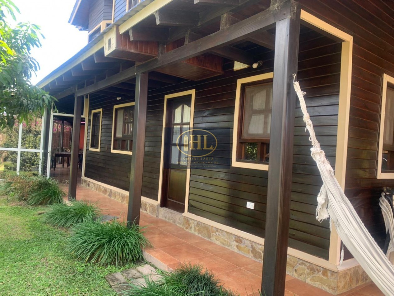 VENDO CASA DE CATEGORIA EN BARRIO RESIDENCIAL LA POSTA, CIUDAD DE PERICO
