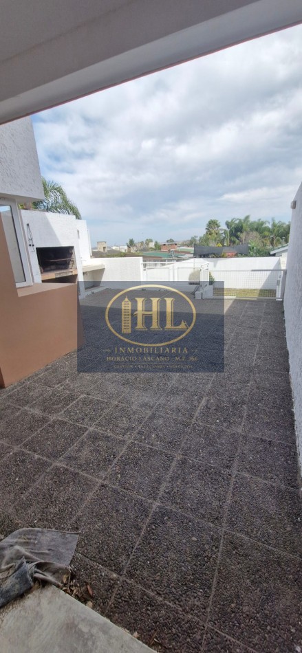 VENDO DUPLEX EN BAJO LA VIÑA
